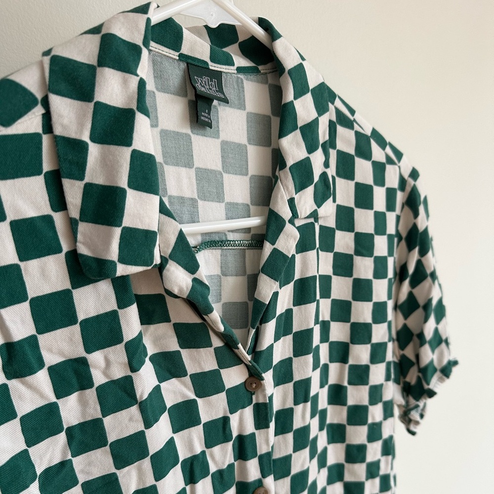 💚 Wild Fable Green/White Checkered shirt